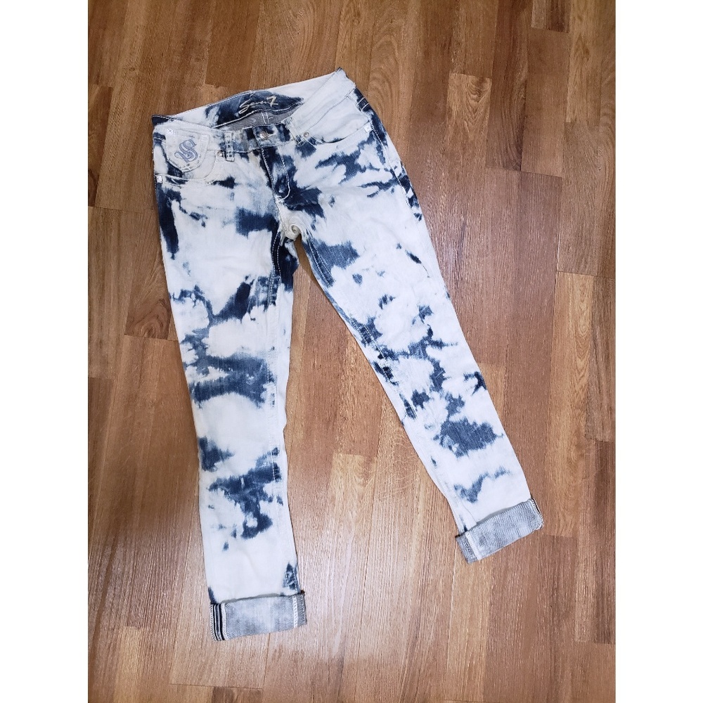Seven7 Acid Wash Studded Crop Jeans
